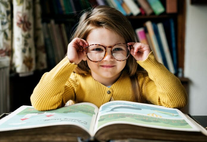 saúde dos olhos de alunos, visão infantil, volta às aulas