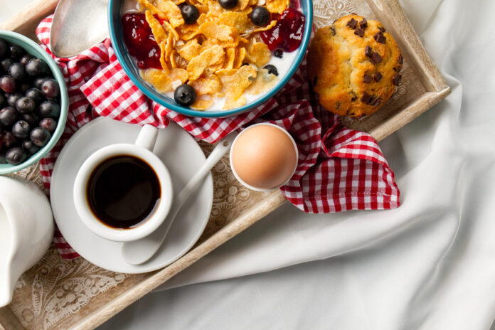 café da manhã, doença cardiovascular, estudo